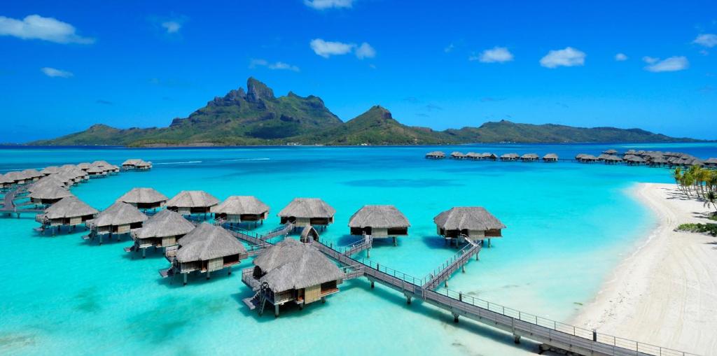 Hôtel Bora Bora by Four Seasons – French Polynesia